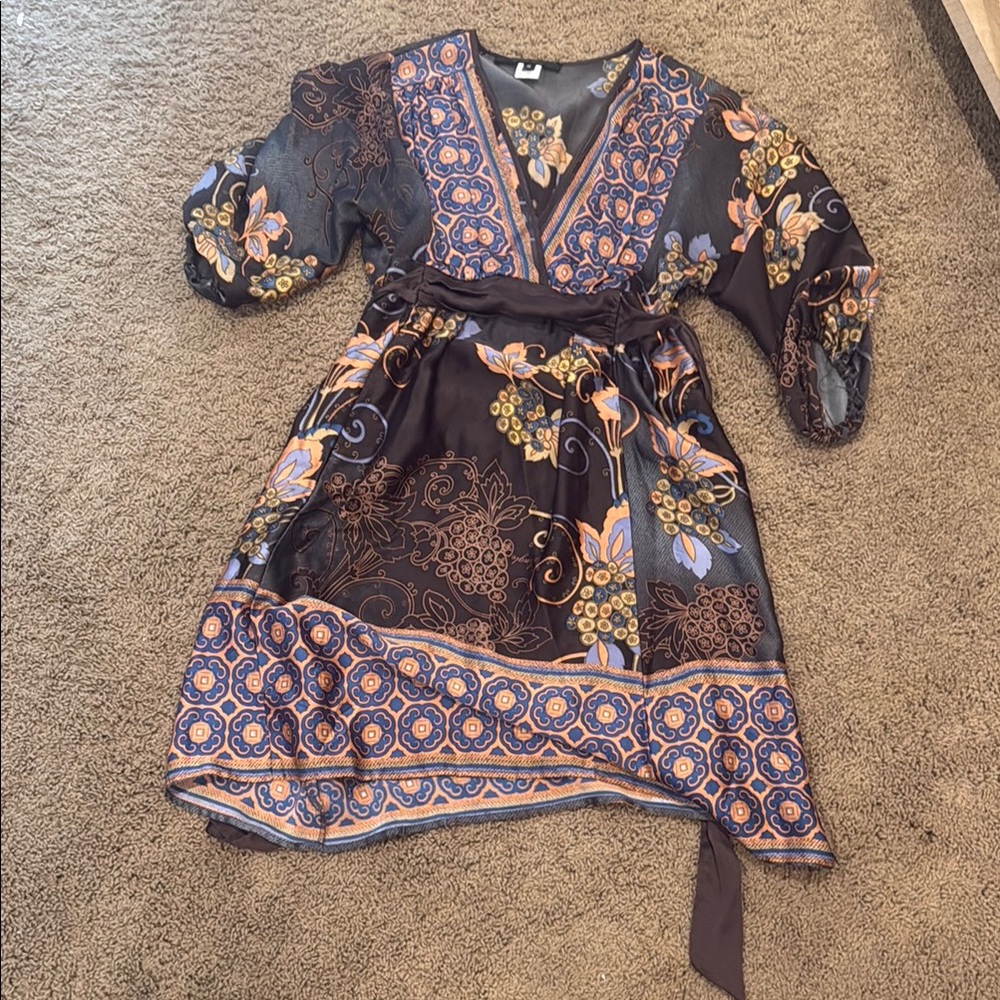 Elegant Floral Midi Dress